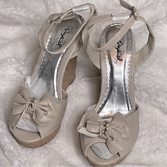 Qupid brand wedges - Picture 1 of 7